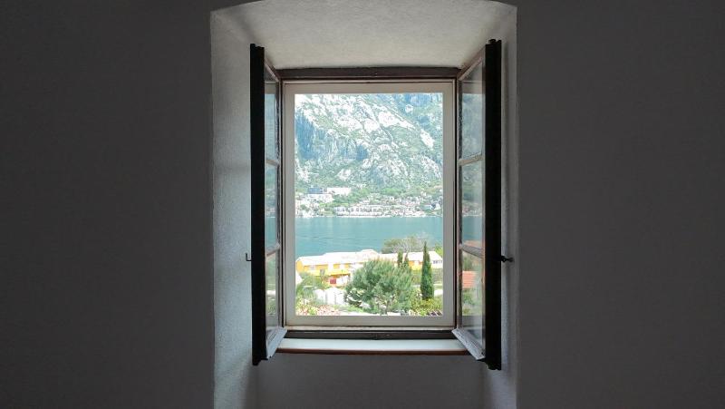 Three-Bedroom House image 2
