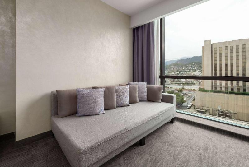 Wyndham Monterrey Ambassador Centro - image 16
