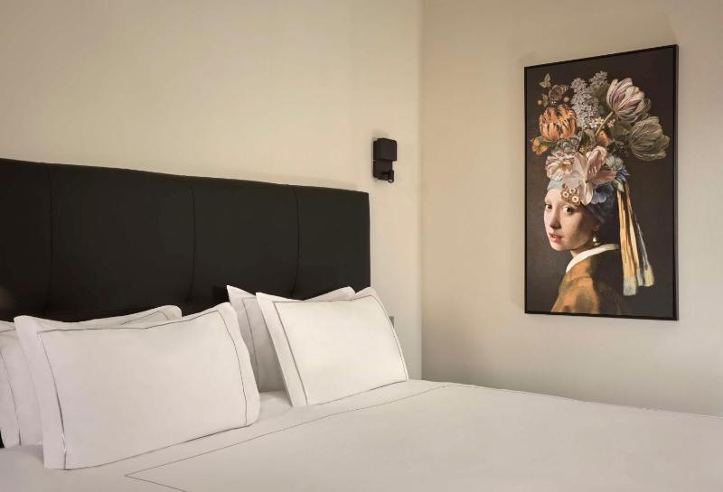 Superior Double Room image 1
