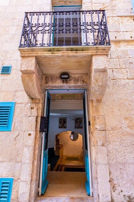 Valletta Letcom Apartment - image 15