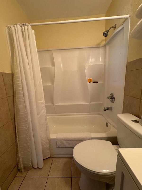 Deluxe Queen Room with Two Queen Beds image 1