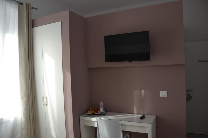 In Centro Glam - image 11