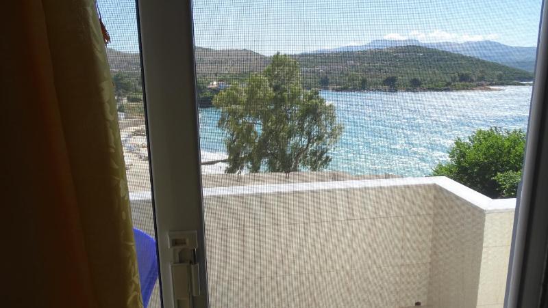 Modern Sea View Apartment - image 8
