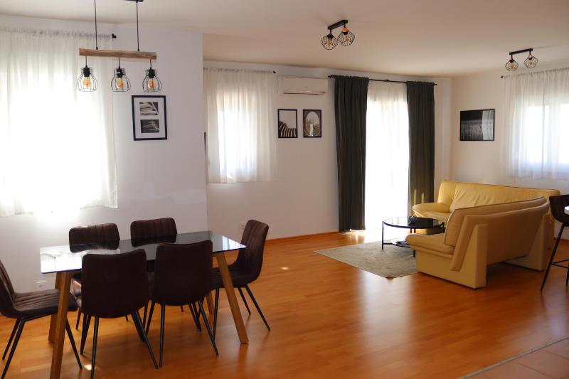Apartments with parking space Trogir - 24226 - image 7