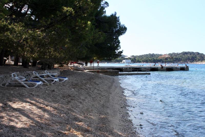 Apartments with WiFi Makarska - 24438 - image 13