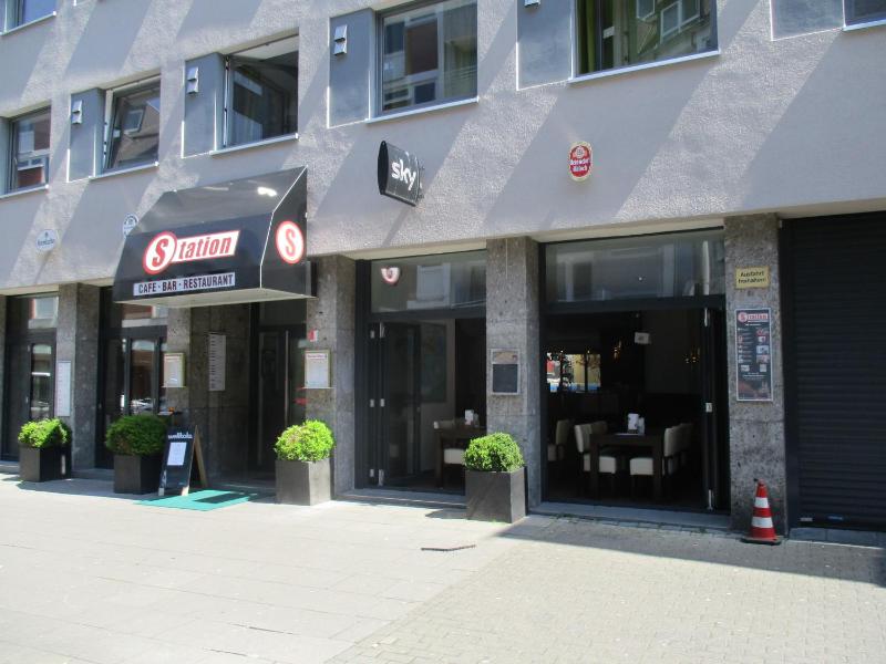 Station - Hostel for Backpackers - image 1