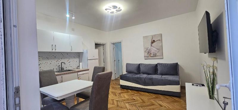 DIKA Apartment - image 6