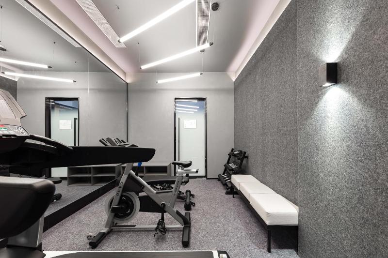 Light Hotel Hangzhou West Lake Yintai Nansong Royal Street - image 2