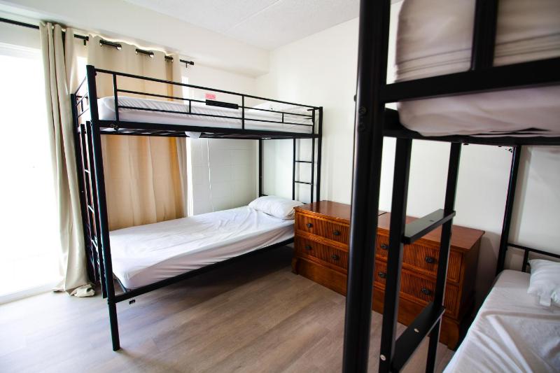 Bed in 4-Bed Mixed Dormitory with Kitchen image 2