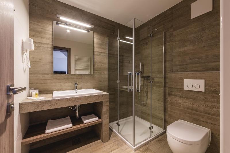 Standard Single Room image 3