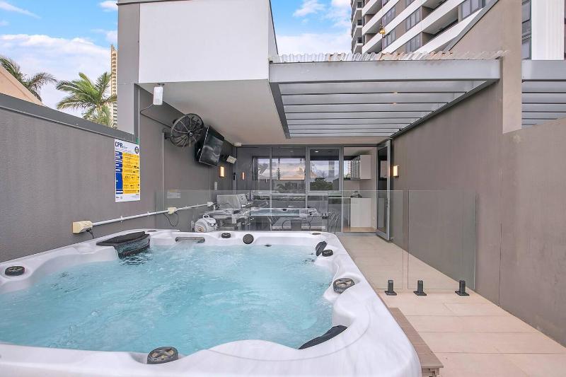 Norfolk Horizon - Resort Vibes with Private Rooftop - image 16