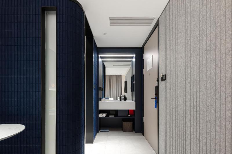 Light Hotel Hangzhou West Lake Yintai Nansong Royal Street - image 11