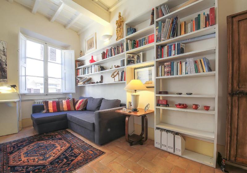 One-Bedroom Apartment image 3