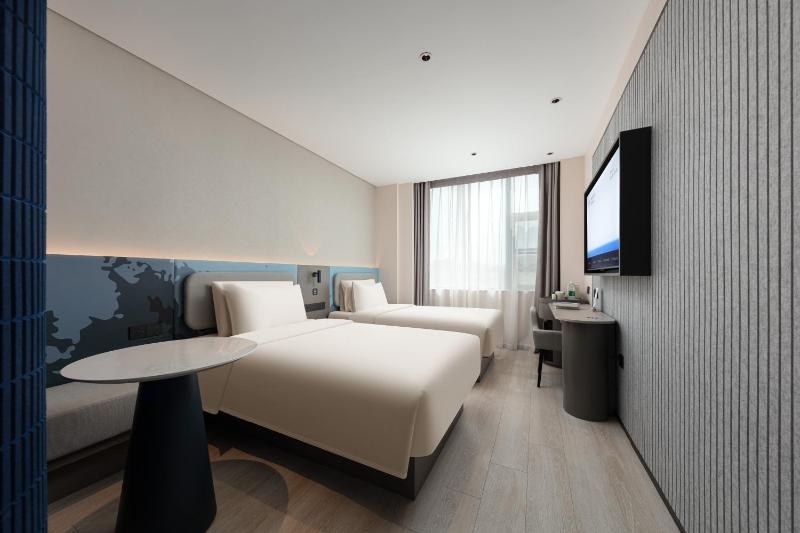 Light Hotel Hangzhou West Lake Yintai Nansong Royal Street - image 16