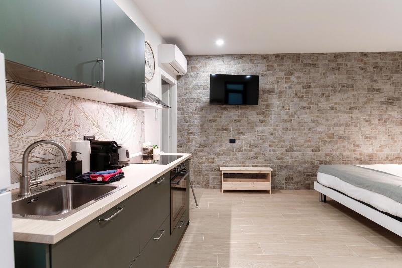 Victoria Studio 1 e 2 by Quokka 360 - Close to Porta Torre in Como - image 25