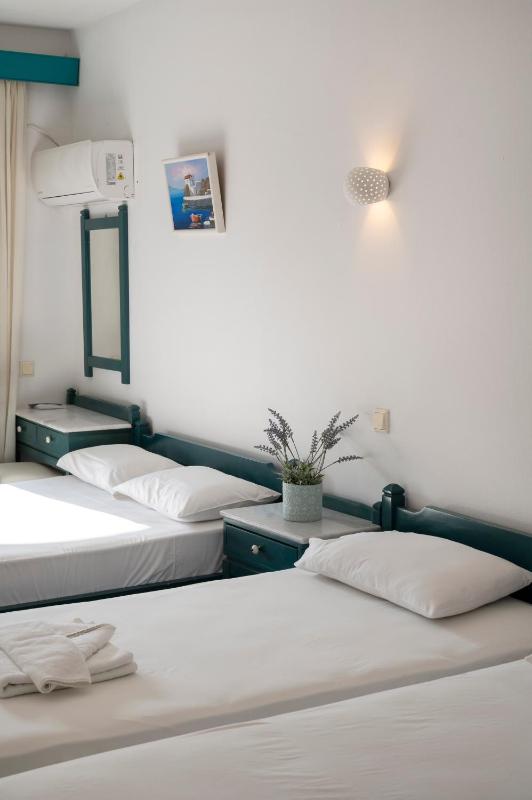 Quadruple Room image 3