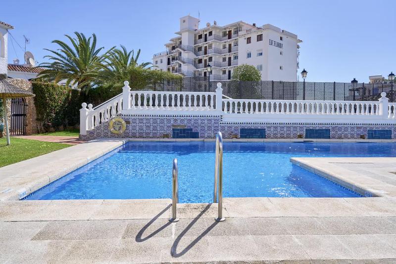 Casa Lena Town House With Community Pool - image 13