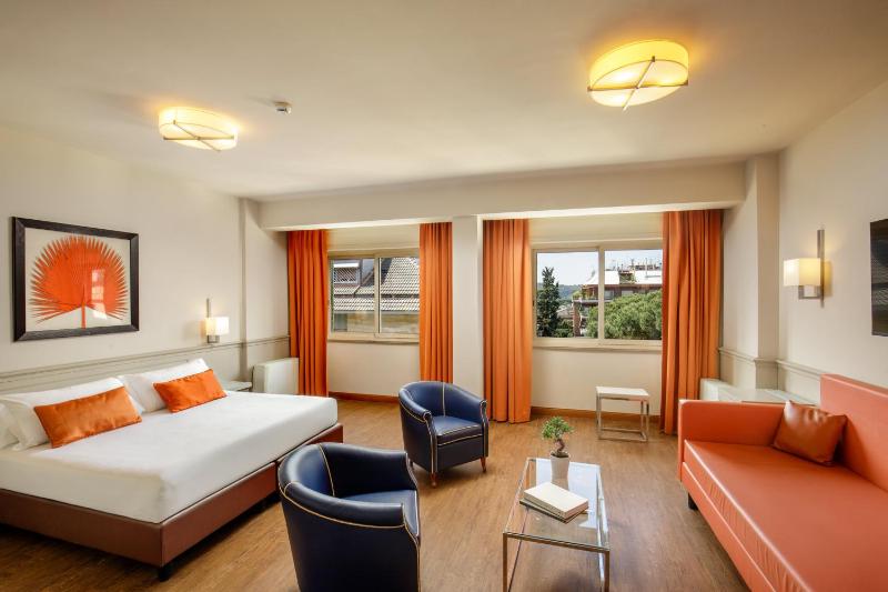 Junior Suite image 1