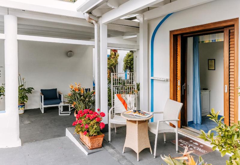 Superior Double Room with Terrace image 4