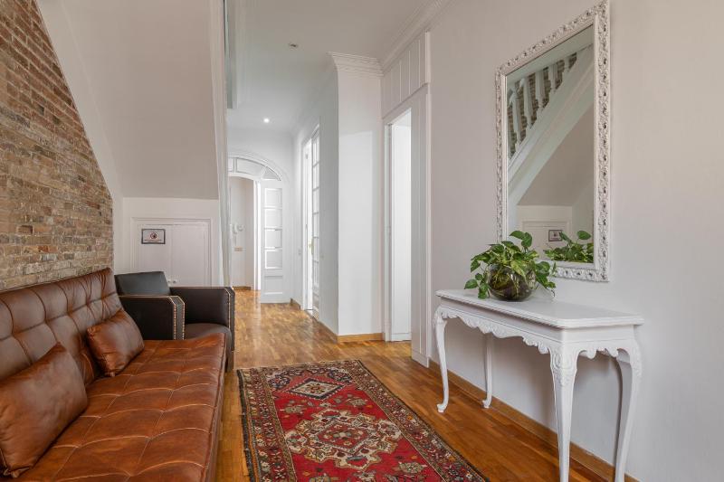 Stay Unique Apartment Creu Coberta II - image 14