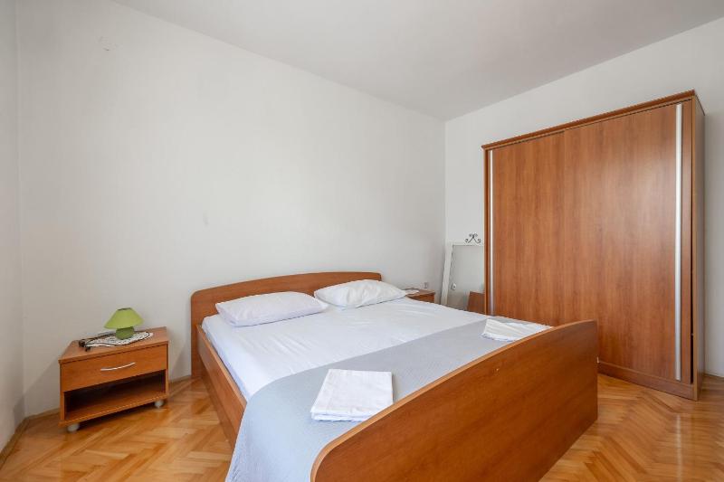 Apartment Vinka - image 21