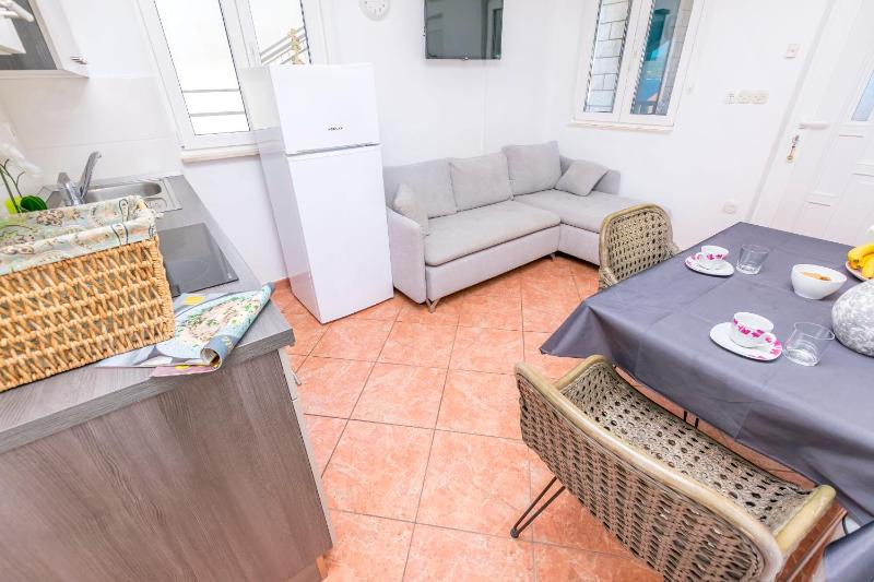 Apartments Marina - image 37