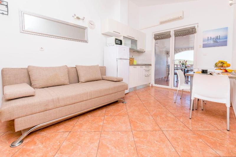 Apartments Marina - image 11