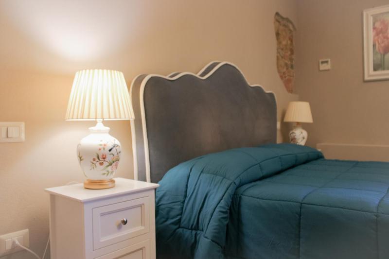 Deluxe Double Room image 2
