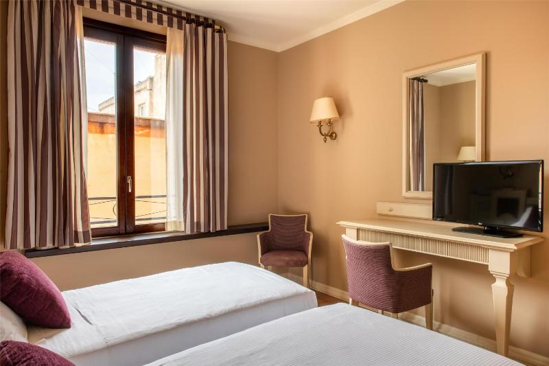 Best Western Hotel Stella d'Italia - image 2