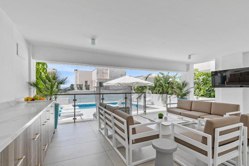 Olymp Luxury Family House - image 7