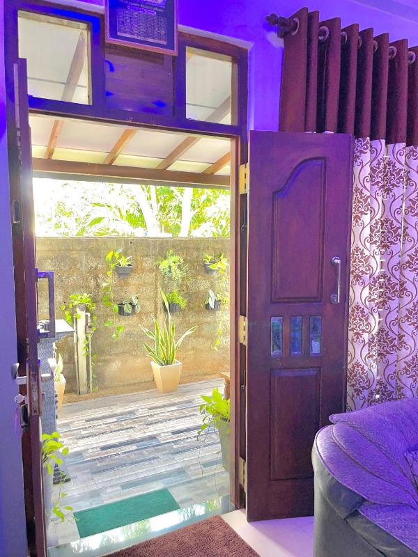 Oneli Villa Mirissa - image 8