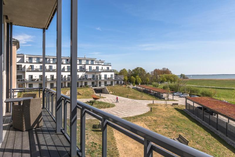 2-Zimmer Ferienwohnung Sonnengott zwischen Ostsee und Bodden mit Süd- und Westbalkon - image 28