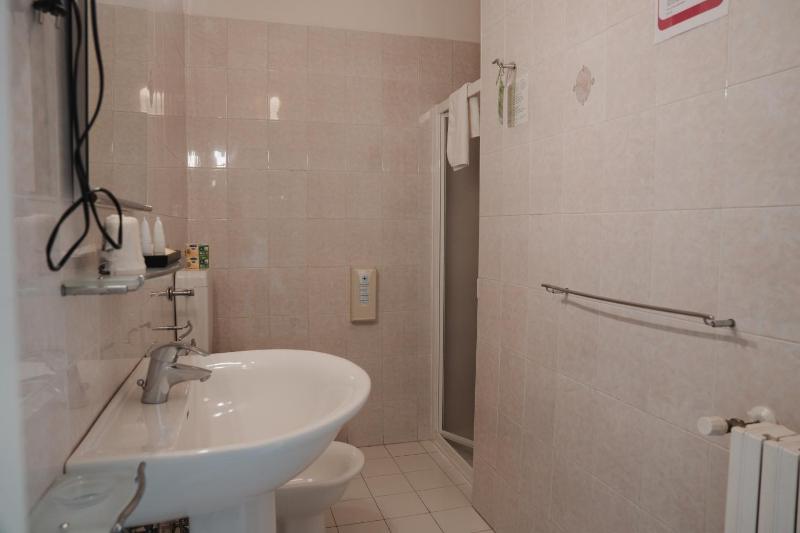 Double Room with Balcony image 3