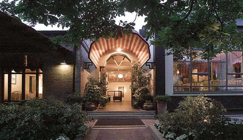 Deco Hotel - image 9