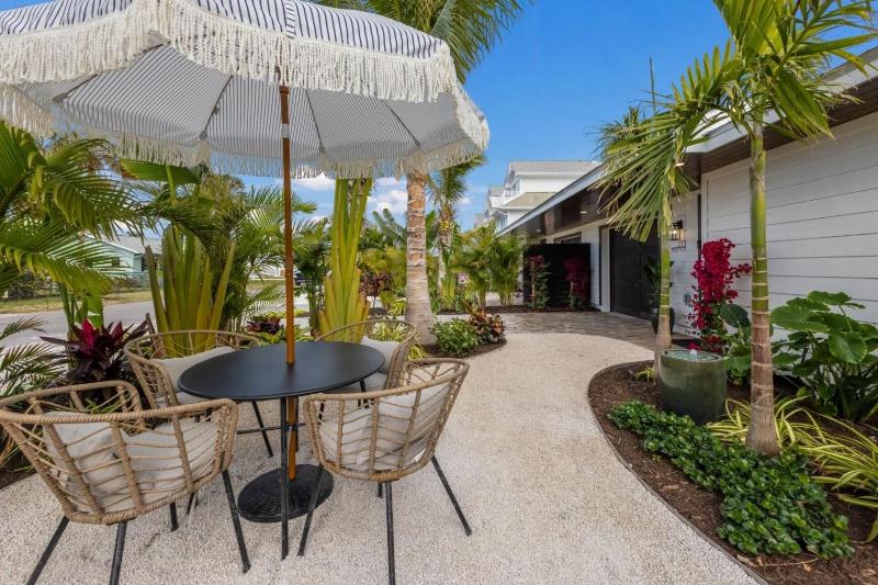 83rd St Villas West villa - image 15