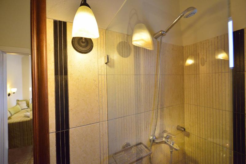 Deluxe Junior Suite image 2