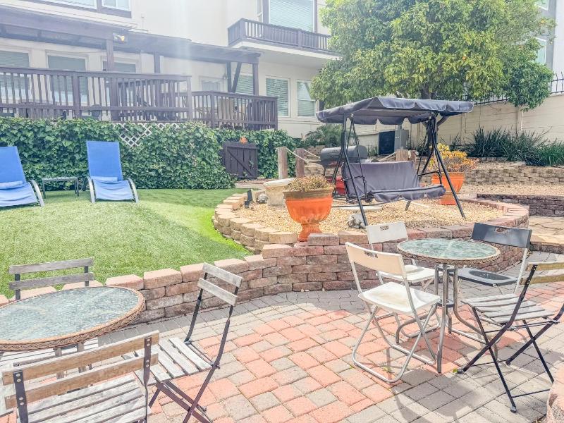 Four-Bedroom House image 4