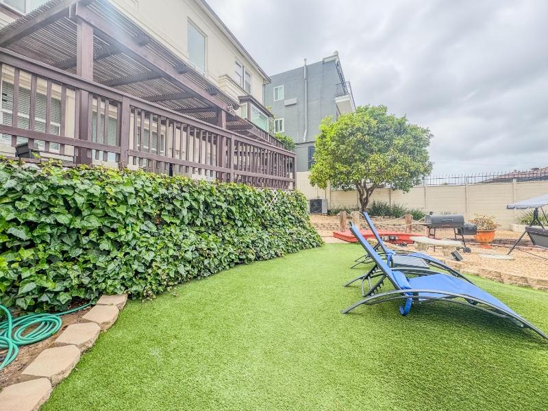 Four-Bedroom House image 3