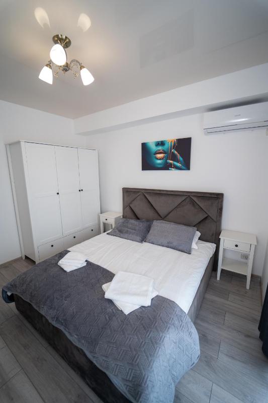 509 B2 ALMAR LUXURY RESIDENCE-Renting Apartments & Free Pool - image 27