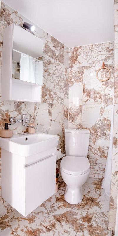 Mia Studio Apartment - image 12