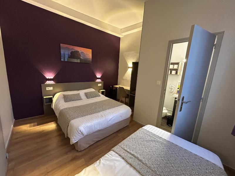 Triple Room image 1