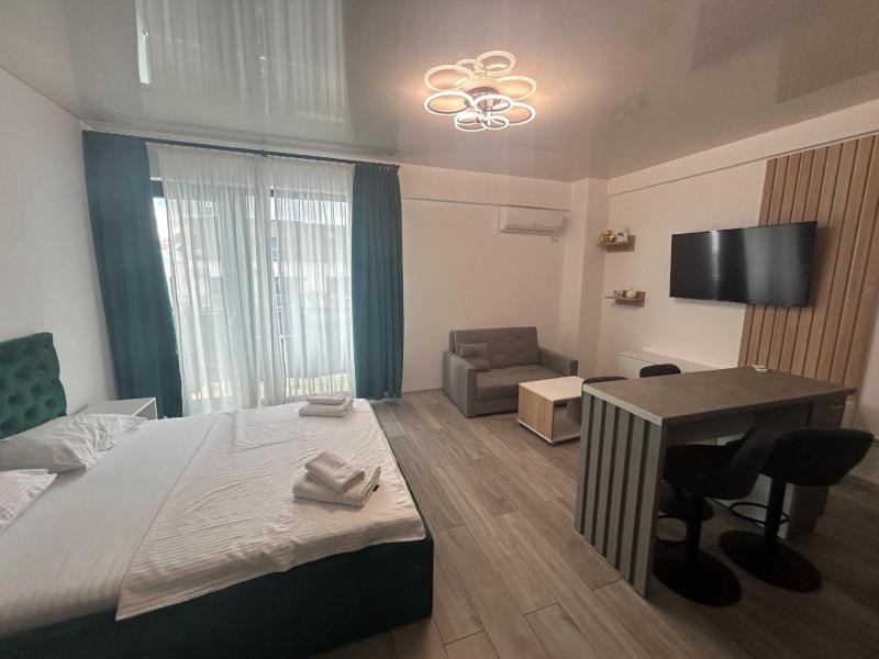 Studio 706 B2 ALMAR LUXURY RESIDENCE-Renting Apartments & Free Pool - image 7