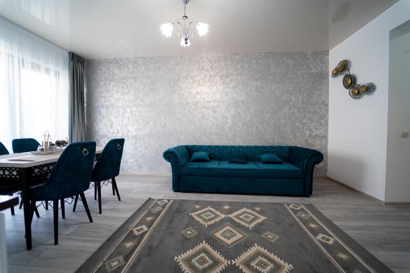 109 B2 ALMAR LUXURY RESIDENCE-Renting Apartments & Free Pool - image 26
