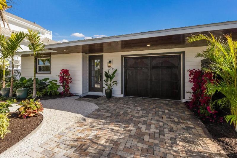 83rd St Villas East villa - image 8