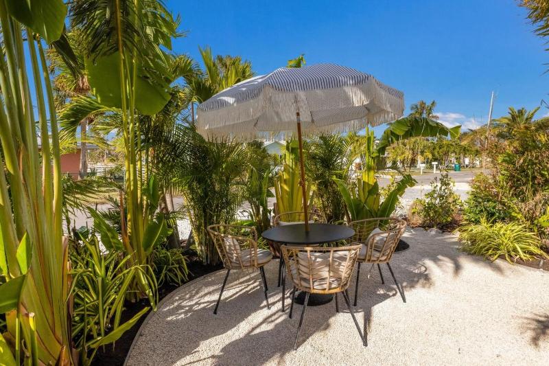 83rd St Villas East villa - image 14