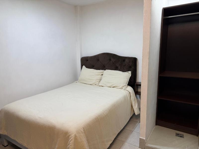 Surapata Central Lounge - image 6