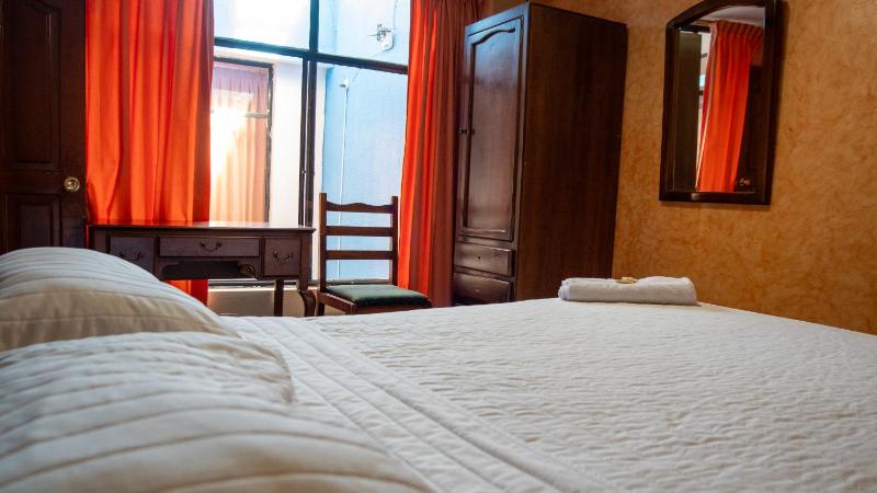 Hostal Barón de Carondelet - image 6