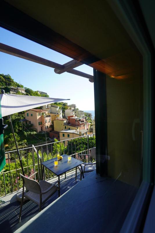 Deluxe Double or Twin Room with Sea View image 2