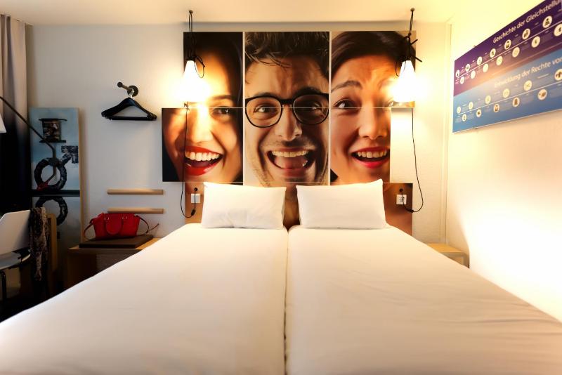 MyRoom By Peter - Diversity In Cologne Twin Room image 2