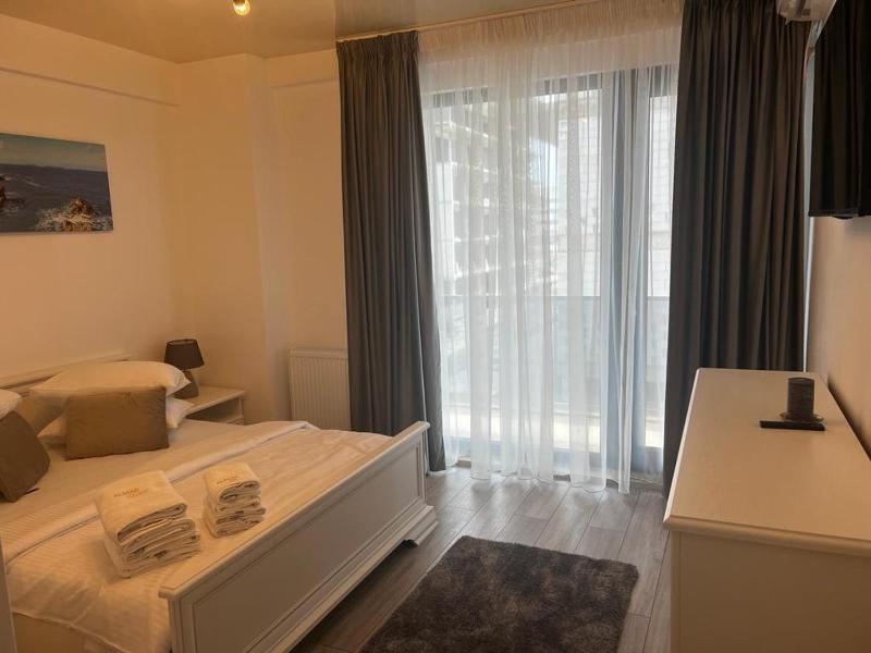 201 B1 ALMAR LUXURY RESIDENCE-Renting Apartments & Free Pool - image 7